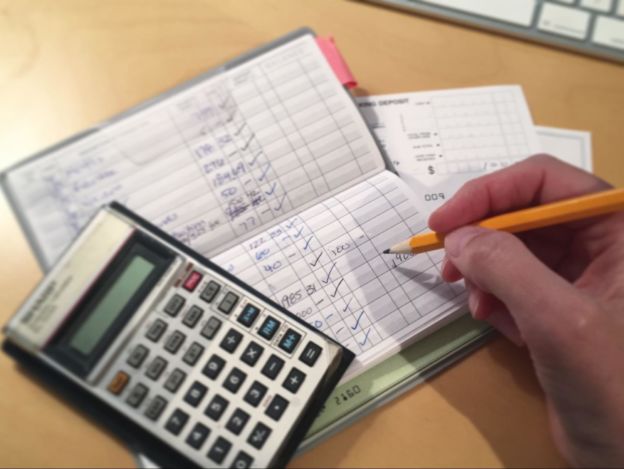 balancing checkbook with calculator 